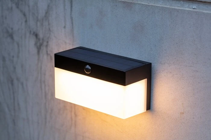 LED-Außensolarwandleuchte Fran 6 LED-Außensolarwandleuchte Fran – Bild 4