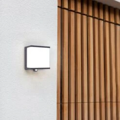 LED-Außensolarwandleuchte Doblo -Lichtwelt Verkauf FJPG S700 254